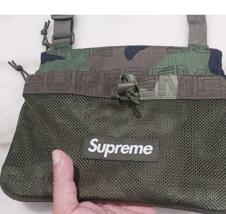 supreme messenger bag