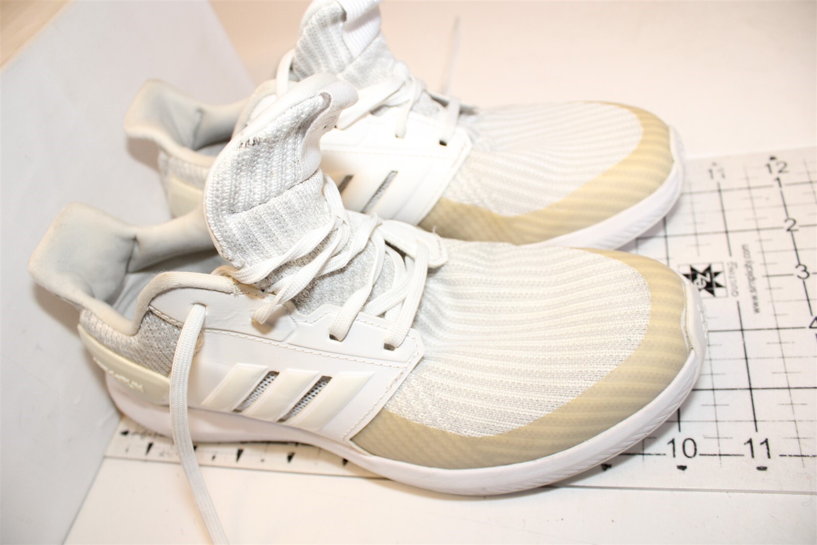 adidas Youth RapidRun Boys Size 5 37 1/3 White Knit Running Sneaker Shoes DB0215
