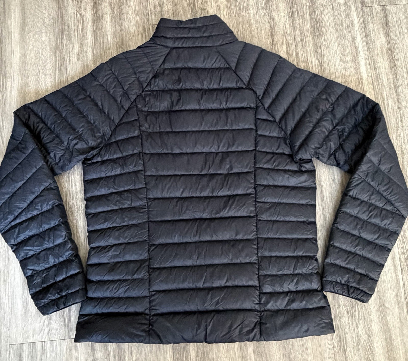 Patagonia Down Sweater Jacket Womens Large Black Puffer STY84684 SP24 MSRP $289