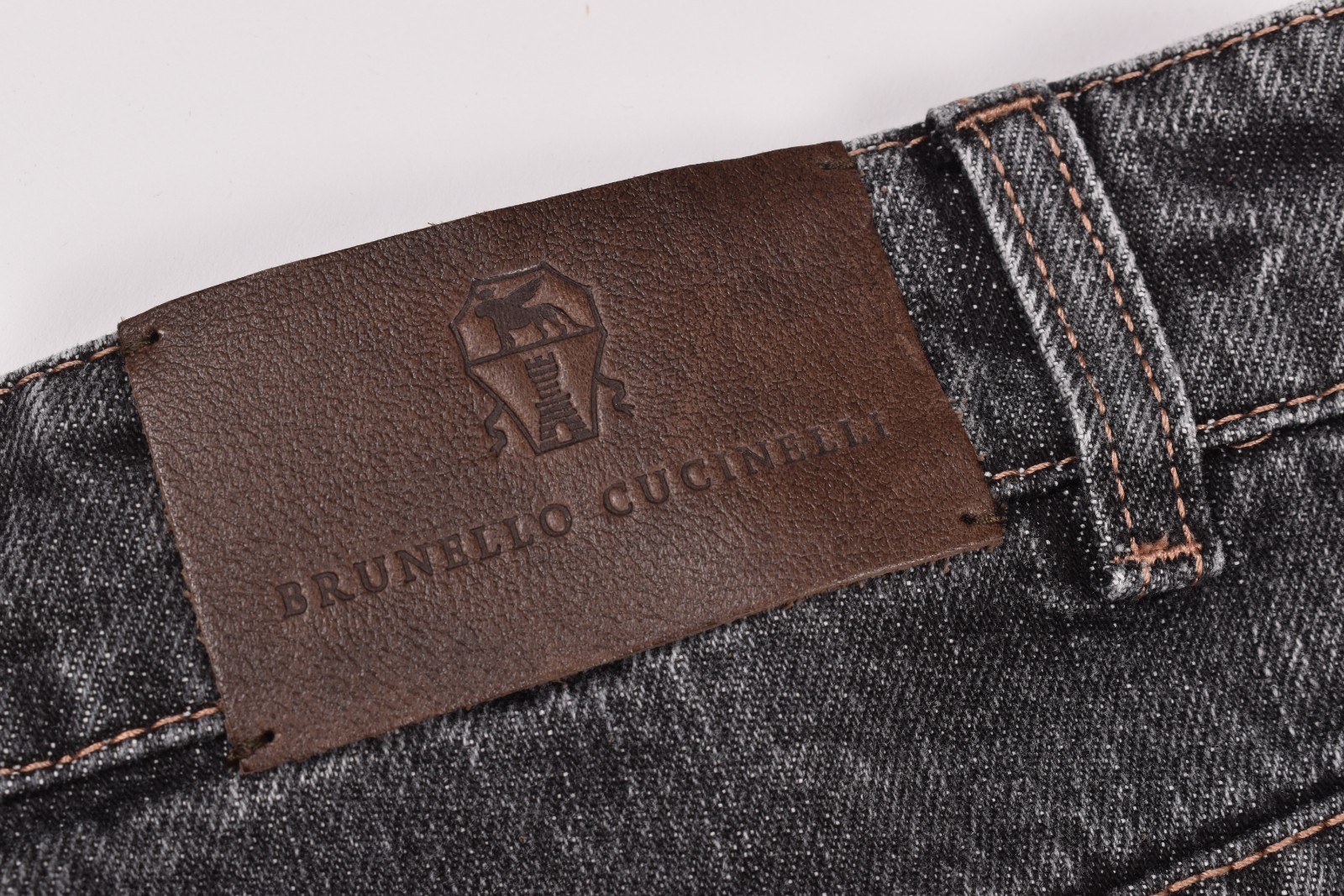 BRUNELLO CUCINELLI WOMEN’S DARK GREY TAPERED TROUSERS MSRP $1865