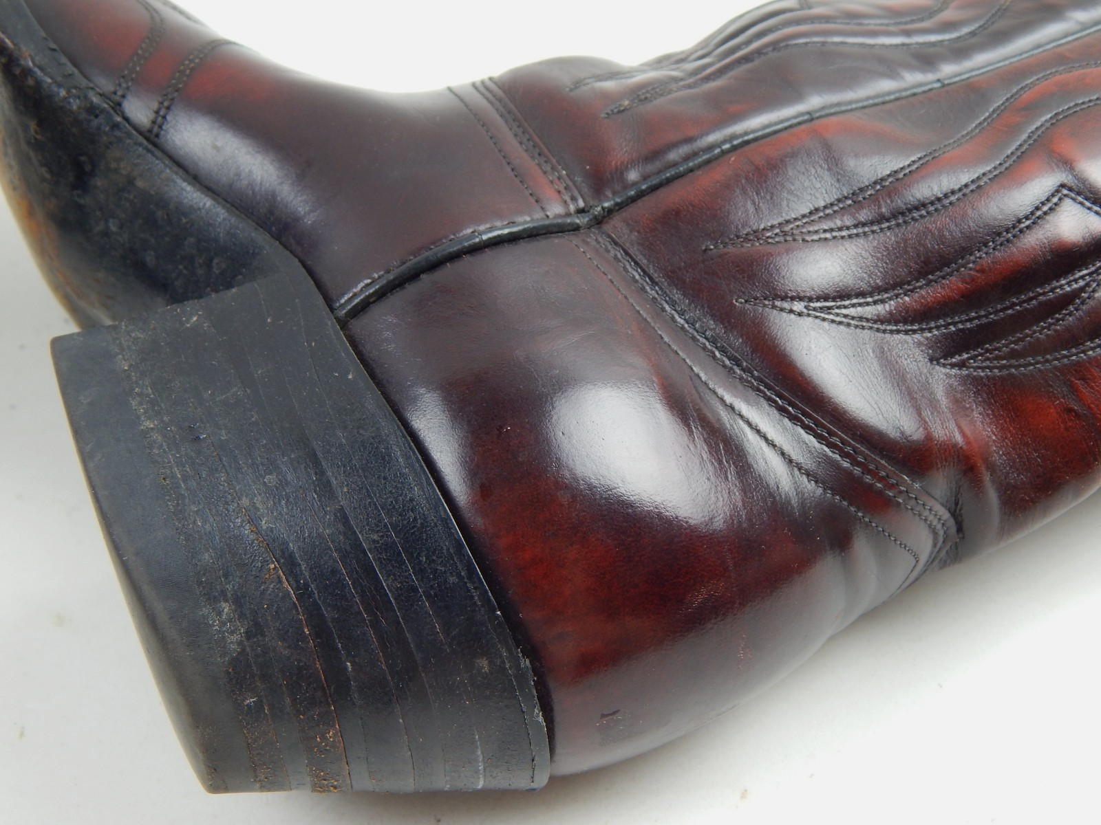 VTG J Chisholm Handcrafted Western Boots Style 990 Oxblood Black Cherry Men’s 8D