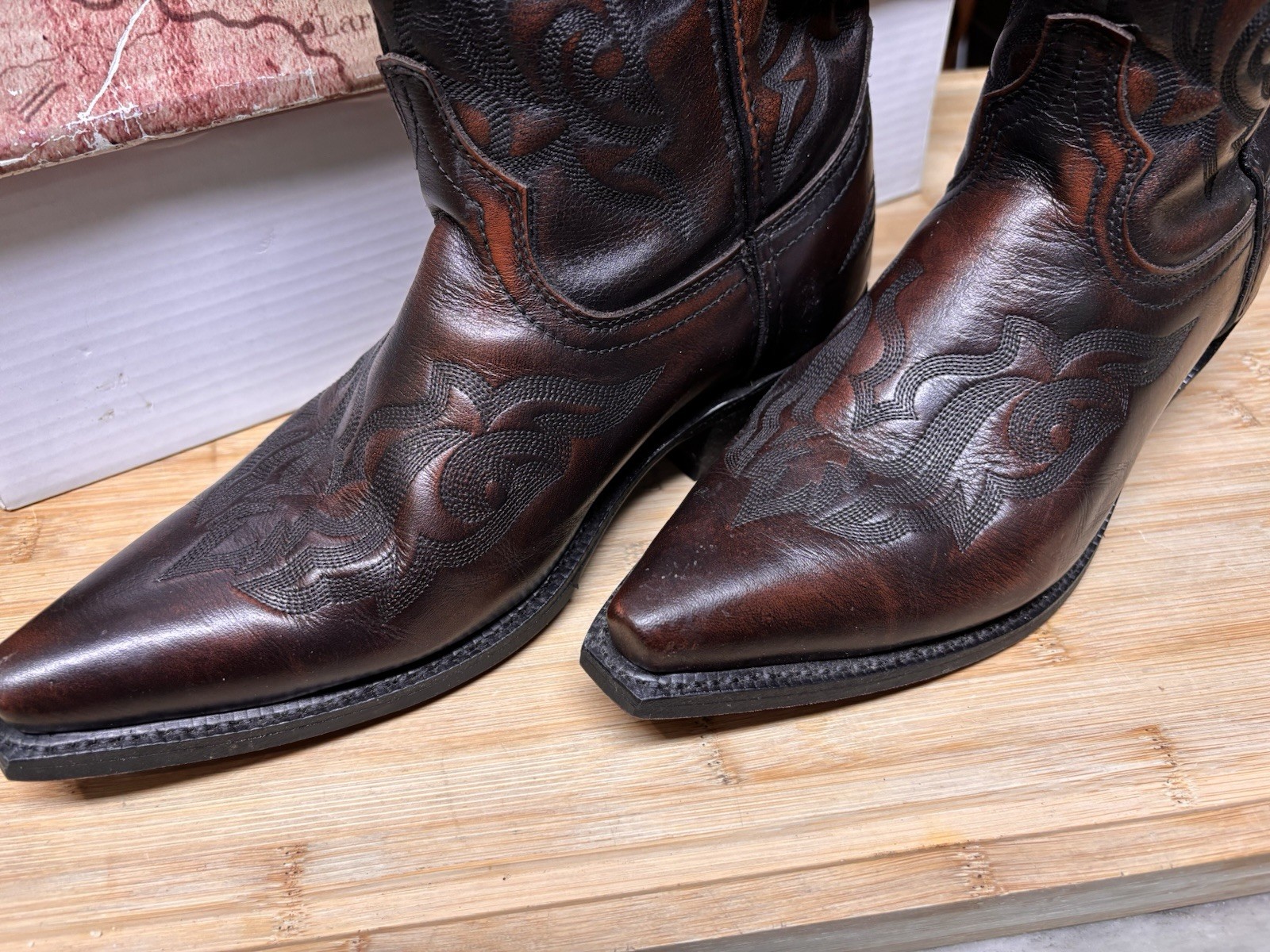 Laredo Men’s Western Boots 6862 Brown Leather Size 8.5 EW Cowboy Square Heel