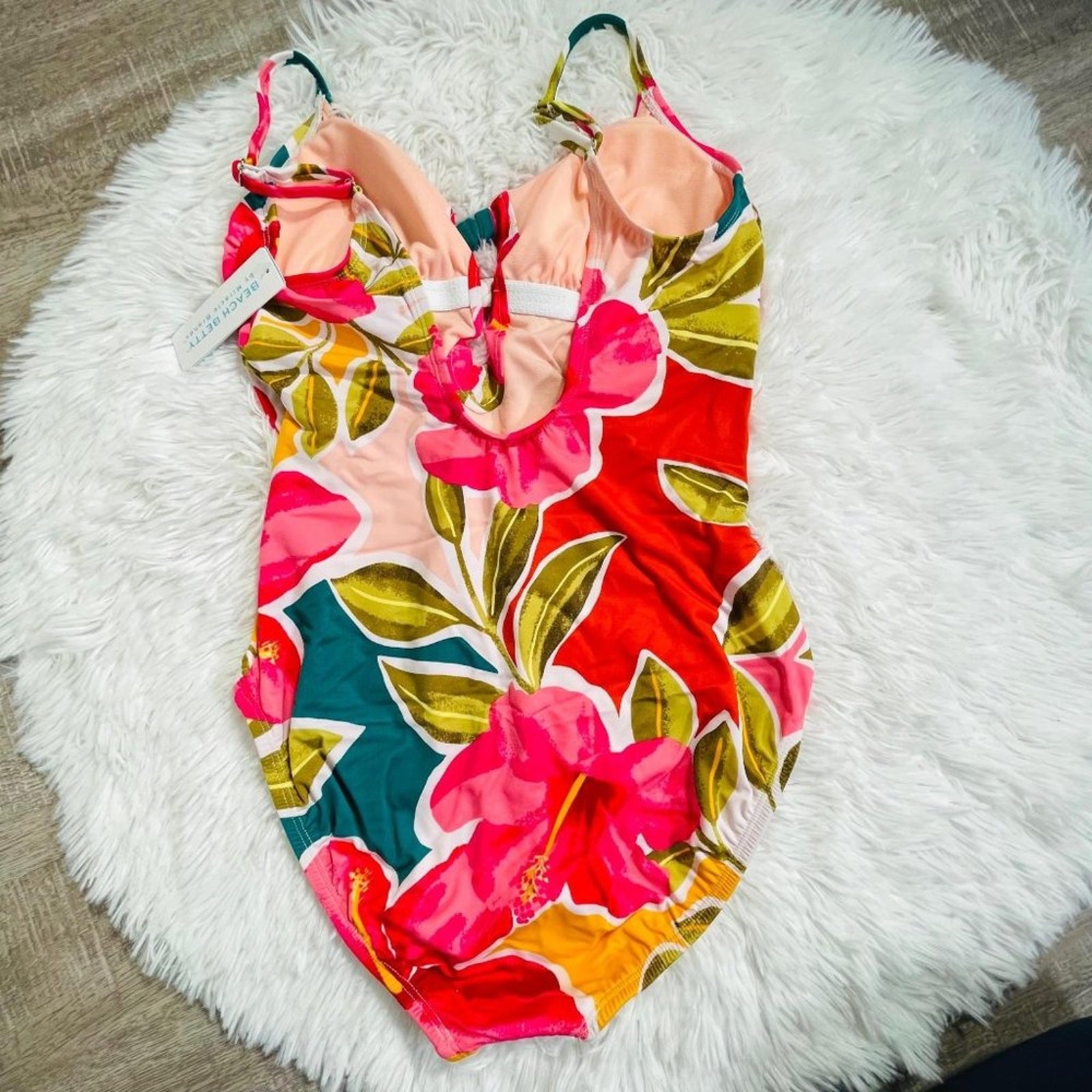 Miracle Brands Slimming Control Pink White Swimsuit NWT Size Small