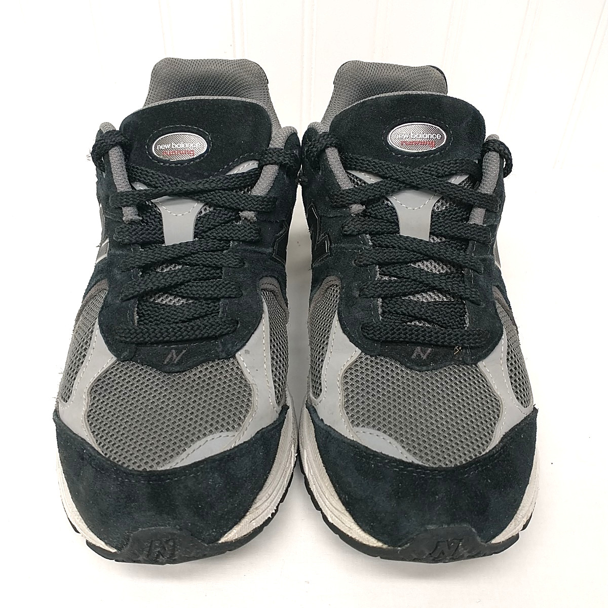 New Balance 2002R Mens size 10 M Slate Grey Black Silver NICE!