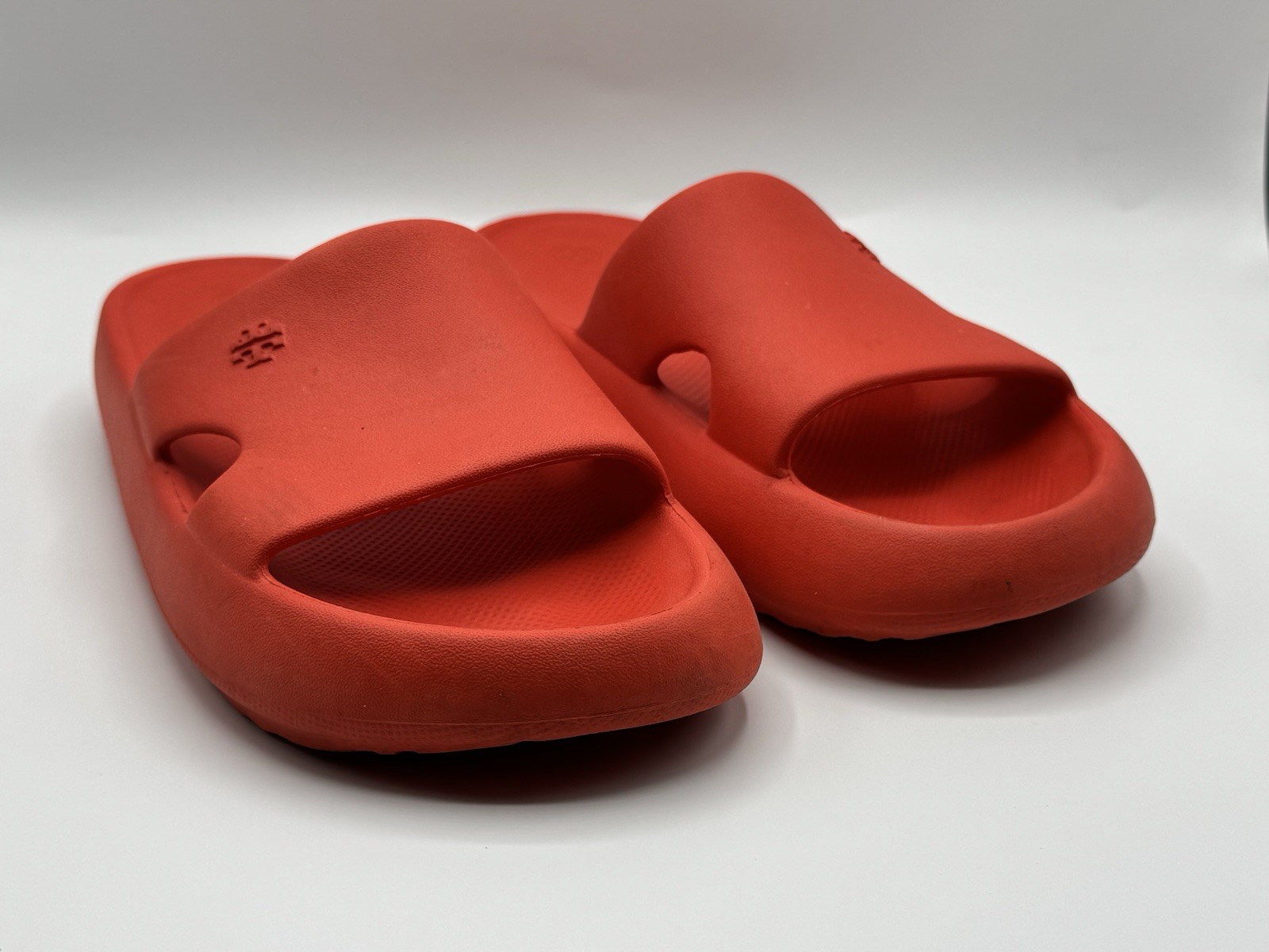 Tory Burch Shower Slide Eva Sandals in Red Poppy Size 9