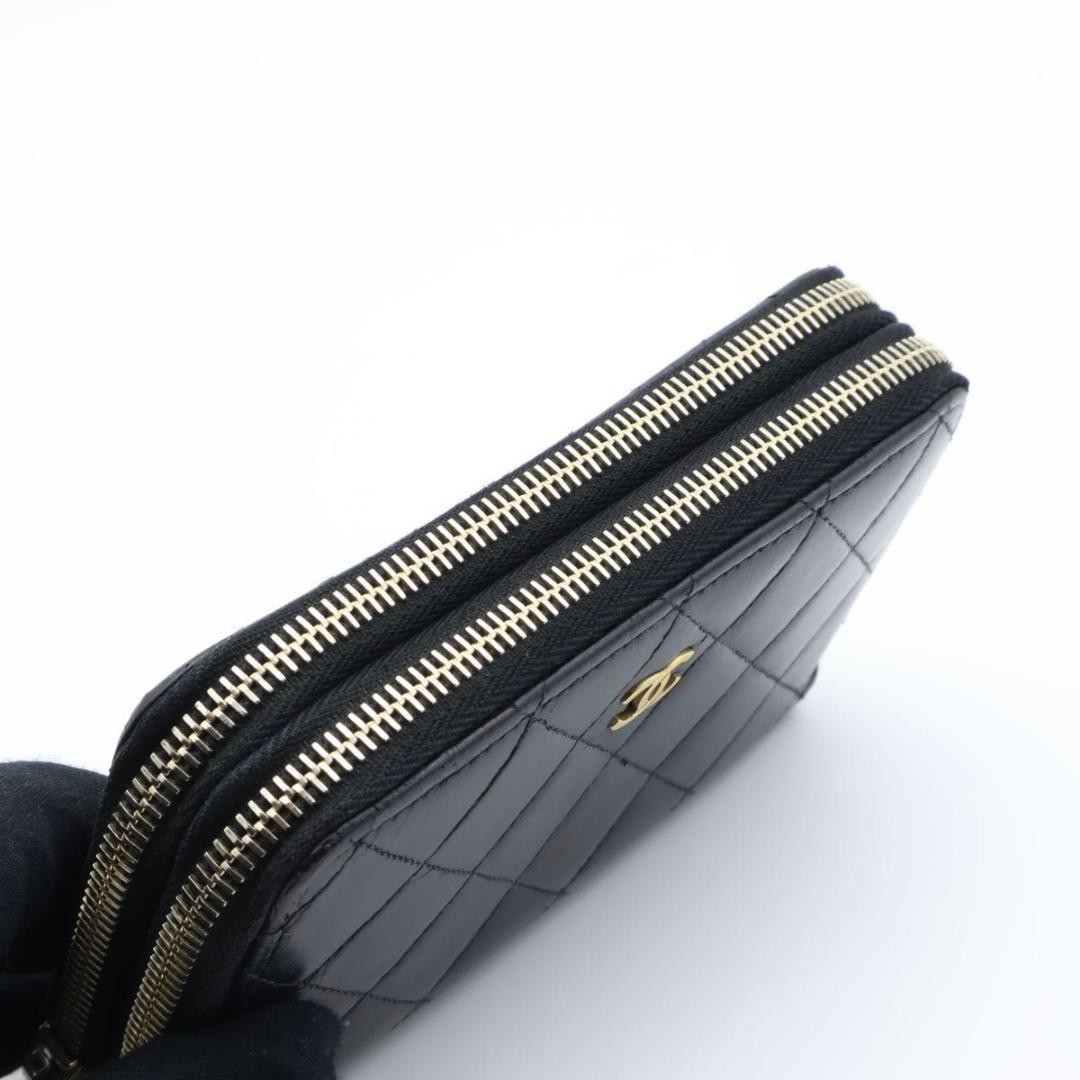 Extremely Excellent Condition CHANEL Lambskin Matelass W Zip Wallet Black