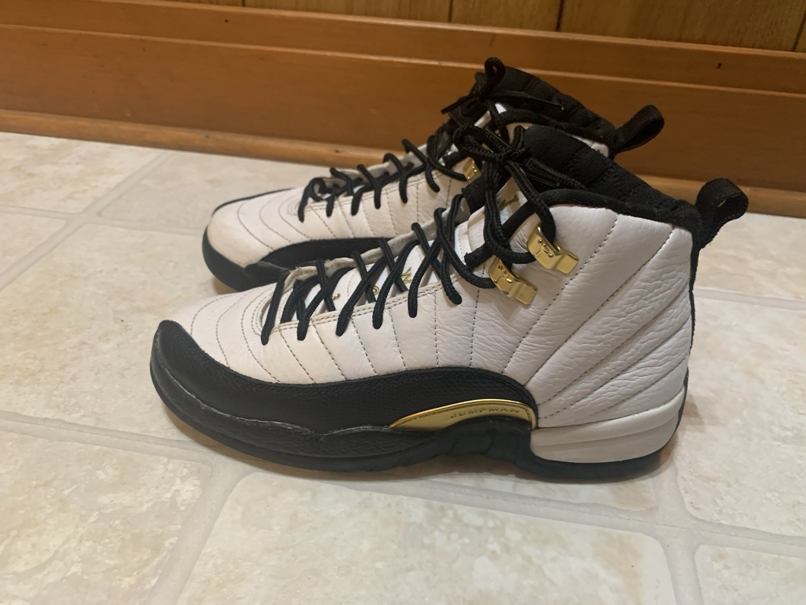 Jordan Air Jordan 12 Retro (GS) High Top Sneaker 5Y White/Black/Gold