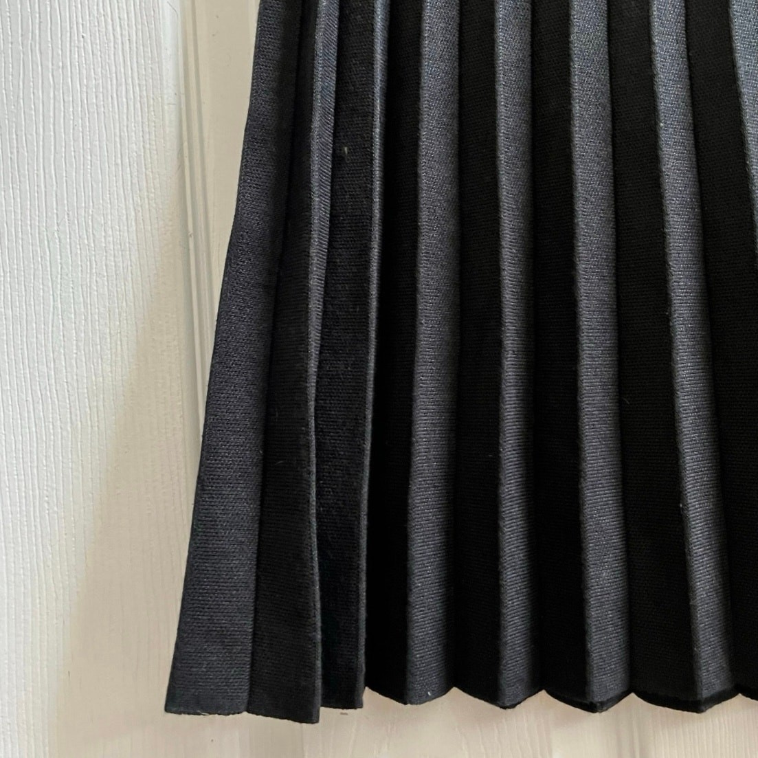 Udel New York Black Knit Elastic Waistband Pleated A Line Skirt Size XS