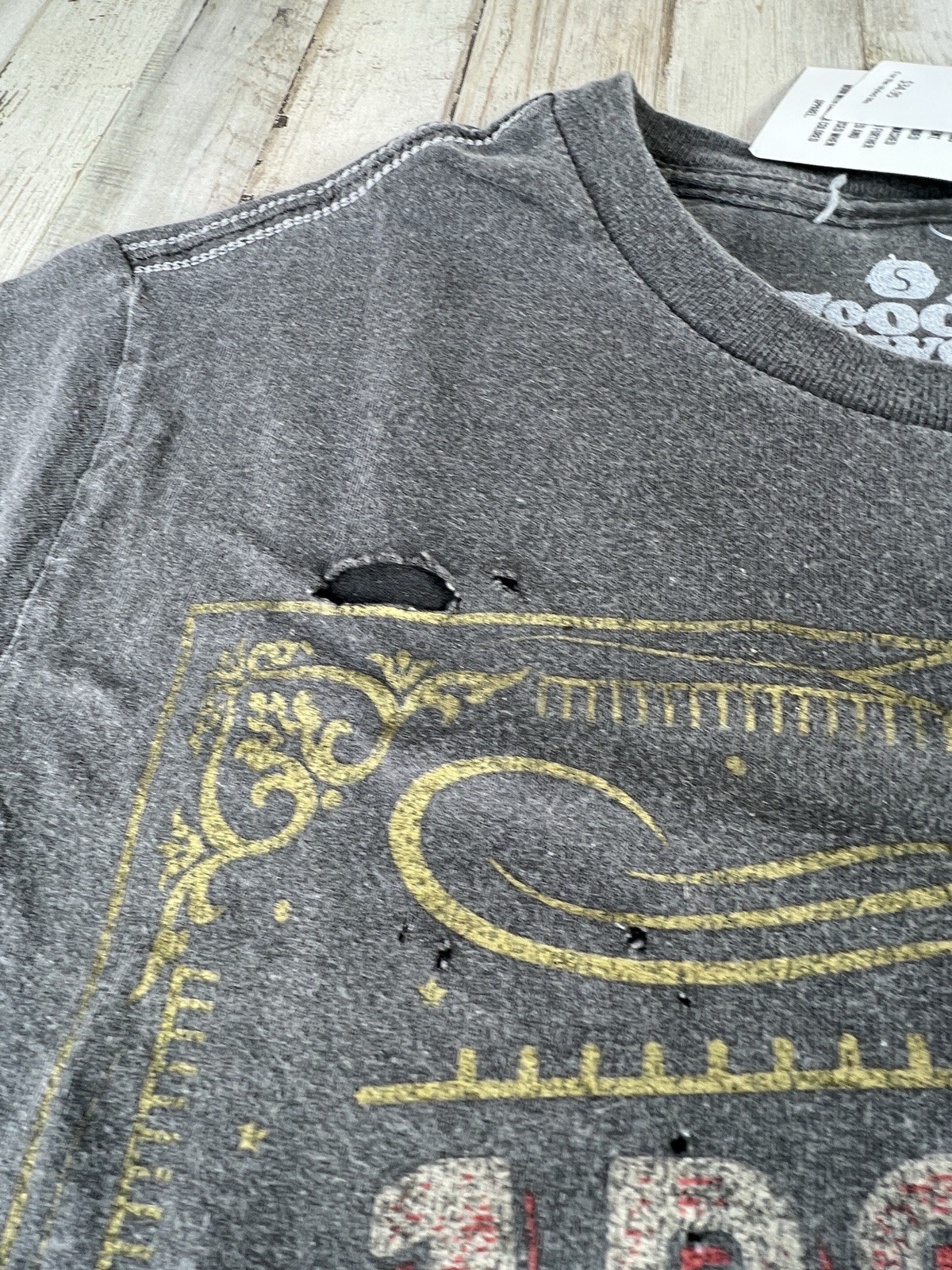 Absinthe Skeleton Distressed Graphic Women’s T-Shirt Tee Size XS
