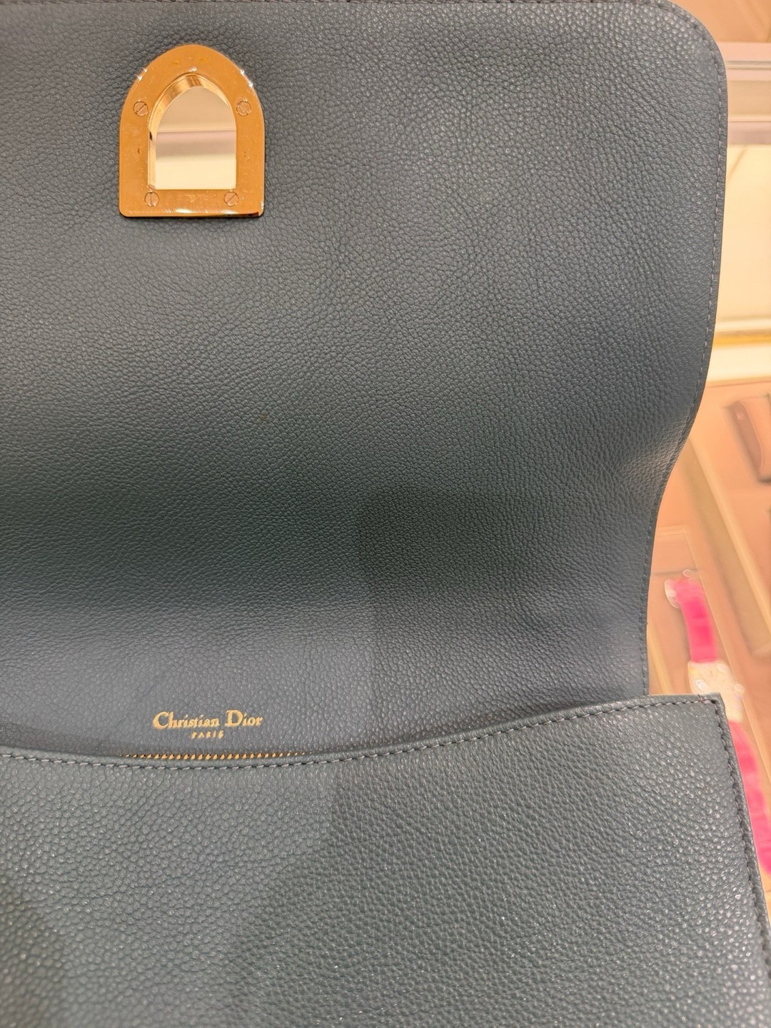 Dior Pre-Owned Authentic Luxury Handbag Sky Blue 28×22×8