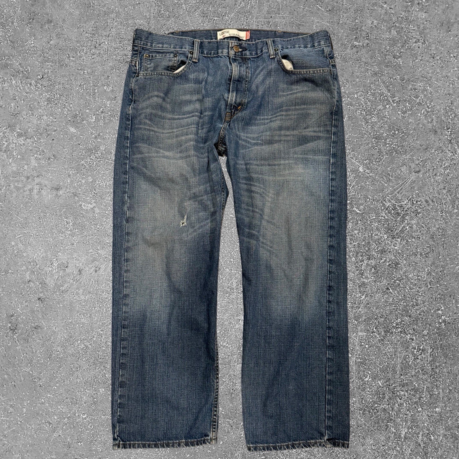 Y2K Levi’s 569 Loose Straight Fit Jeans Medium Wash Men’s Size 36 x 30