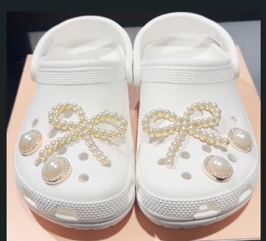 Crocs Jibbitz Pearl RIBBON, Cubic RIBBON Shoe Charm Genuine Crocs + Tracking