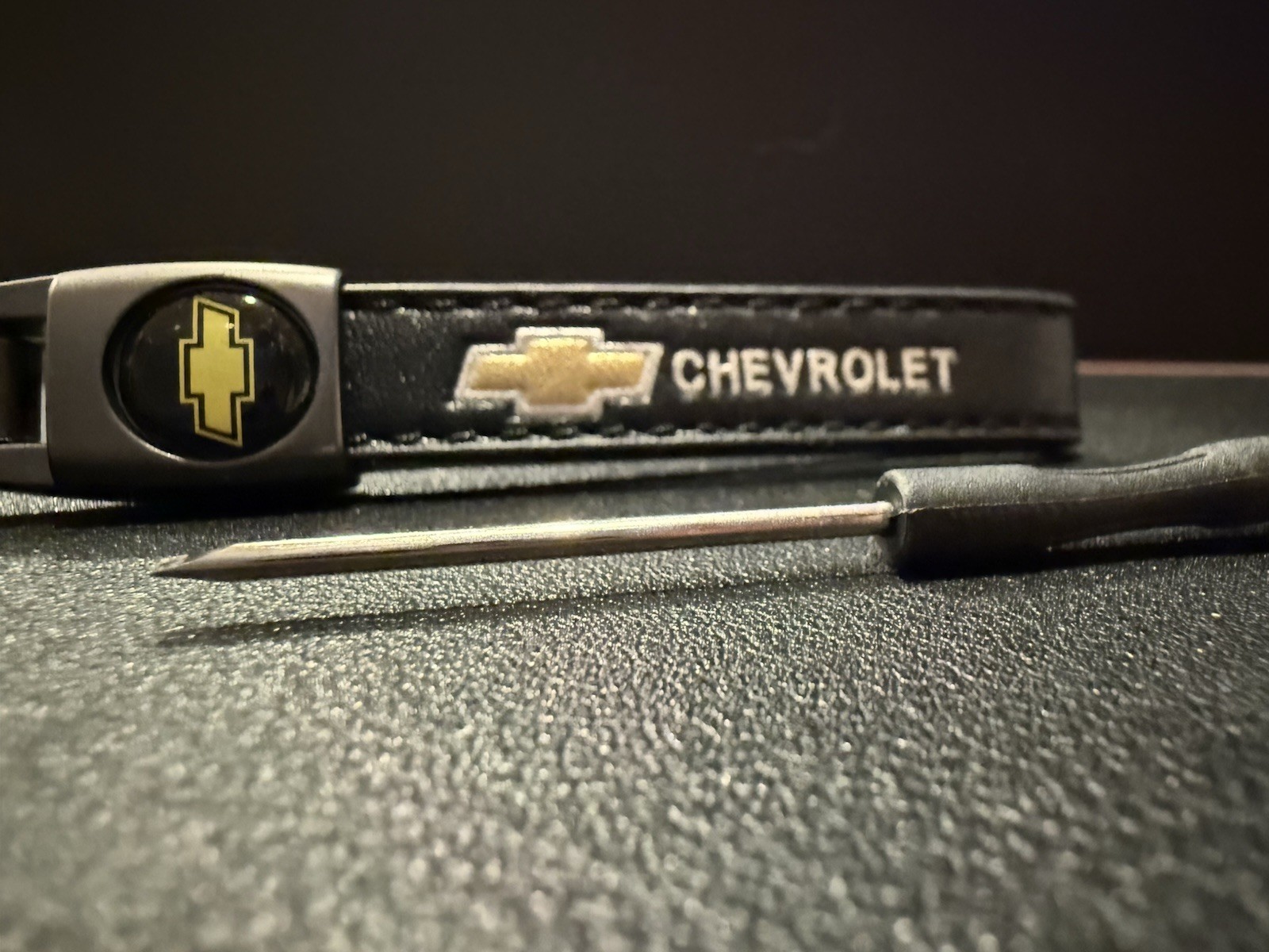 Leather Car Keychain Key Chain Chevrolet Bow Tie Yellow Logo Car Keychain NWT