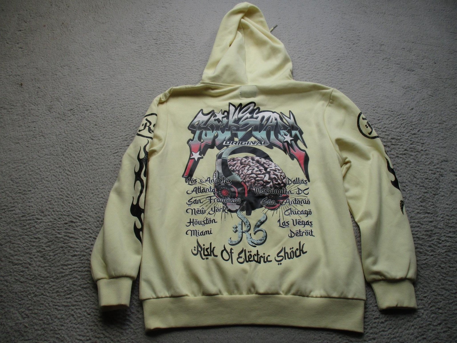 Rockstar Original Hoodie Mens M Yellow Skull Graphic Risk Of Electric Shock