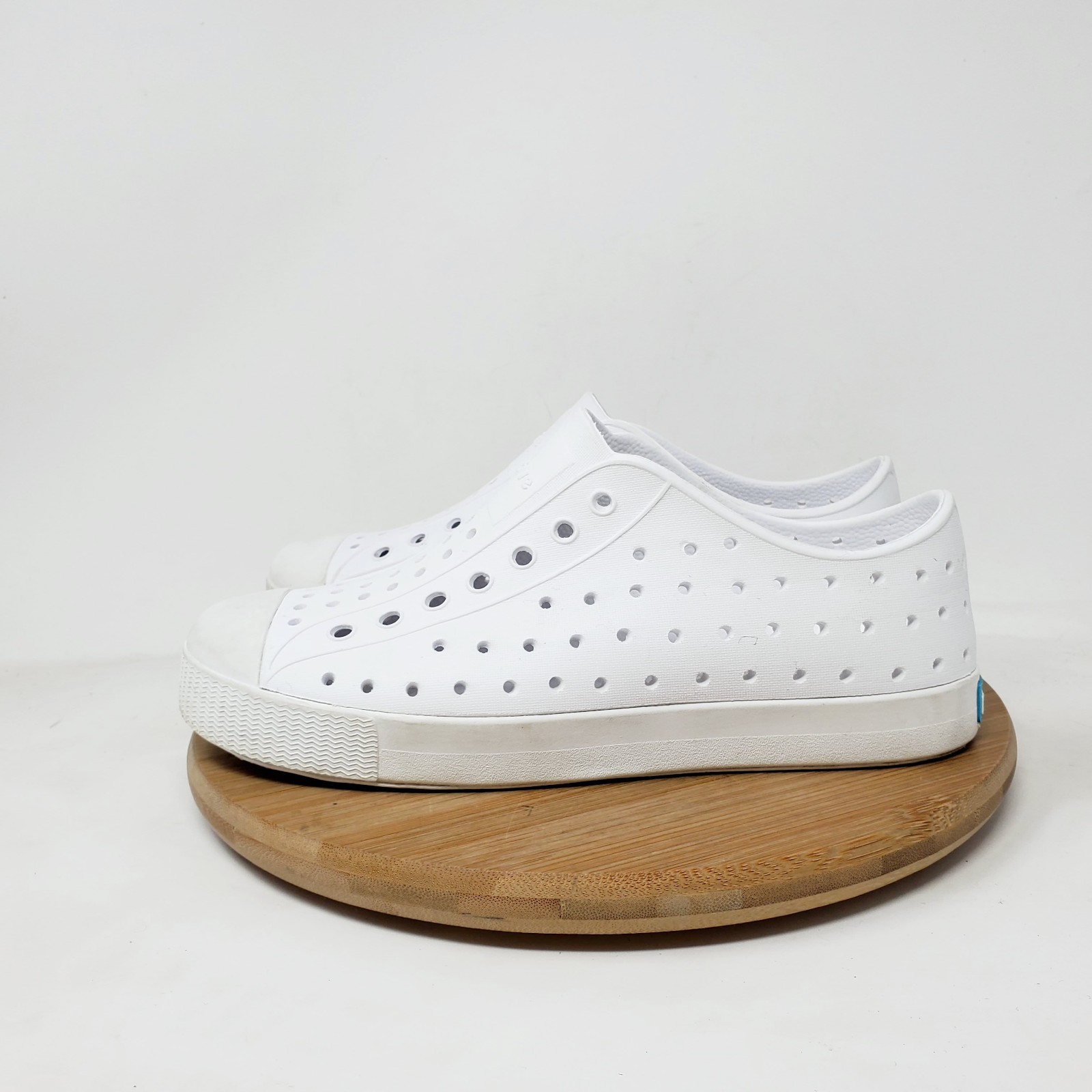Native Jefferson Shoes Big Kids 3 Girls Boys White Slip On Sandal Play School J3