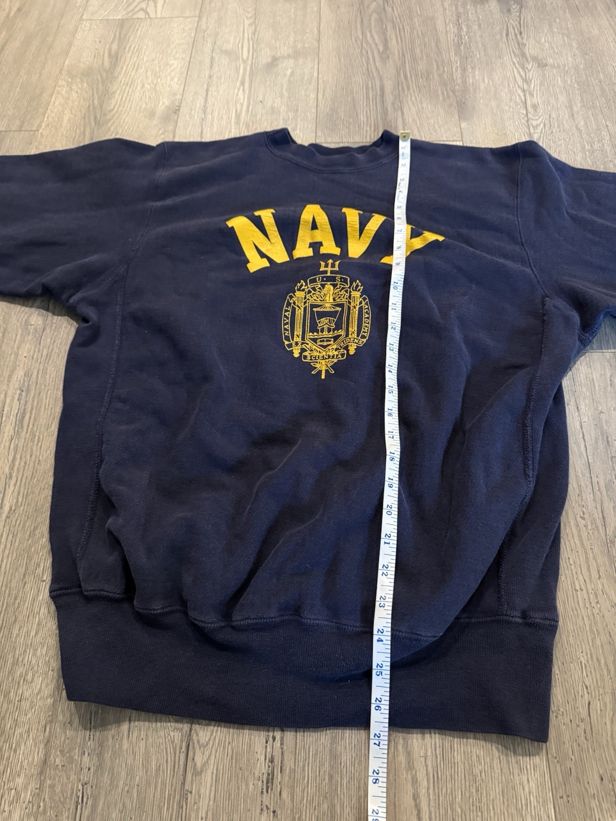 US Naval Academy MV Sports Pro Weave Crewneck Blue Sweatshirt Size Medium M