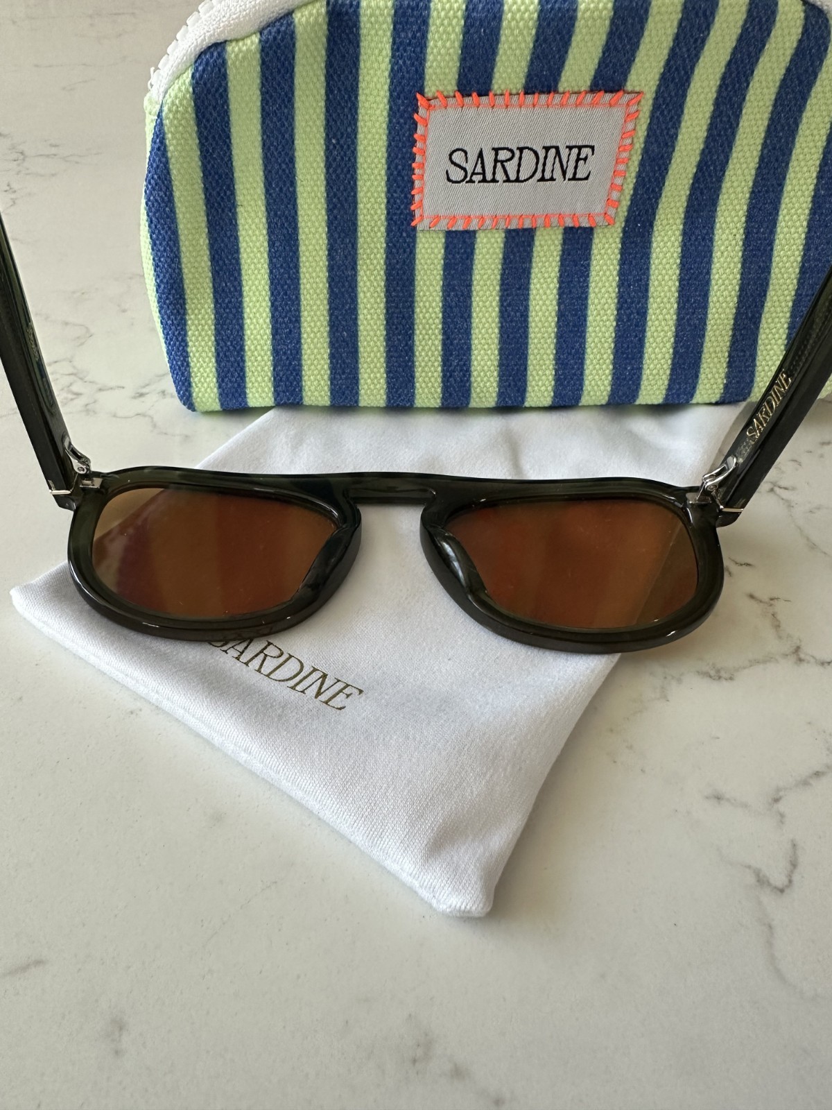 Sardine Stevie Aviator Sunglasses Amber Dip Green Acetate New Cabana Case UV