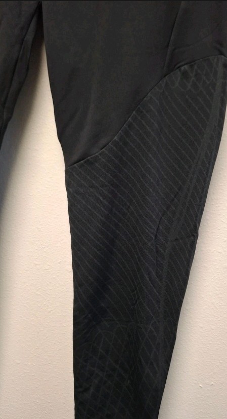 Nike Dri-FIT Strike Mens Training Soccer Pants Black / White LARGE DV9269-010