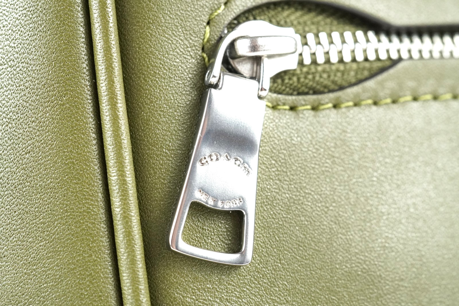 COACH Cube Rogue Bag 20 Olive CCC91 LHOLV　Ships in 24H