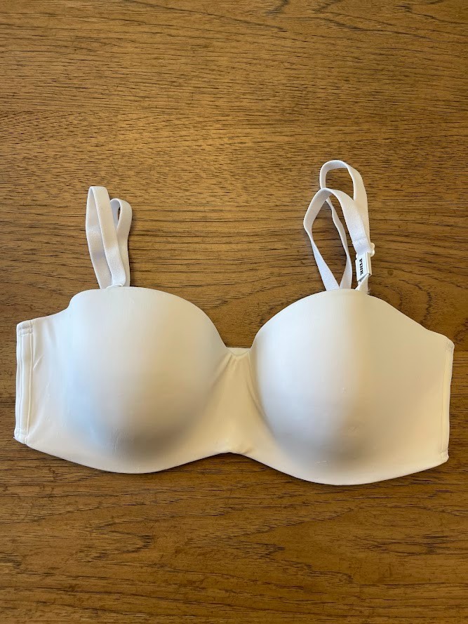 PINK Victoria’s Secret White 38DD Wear Everywhere Lightly Lined Strapless Bra