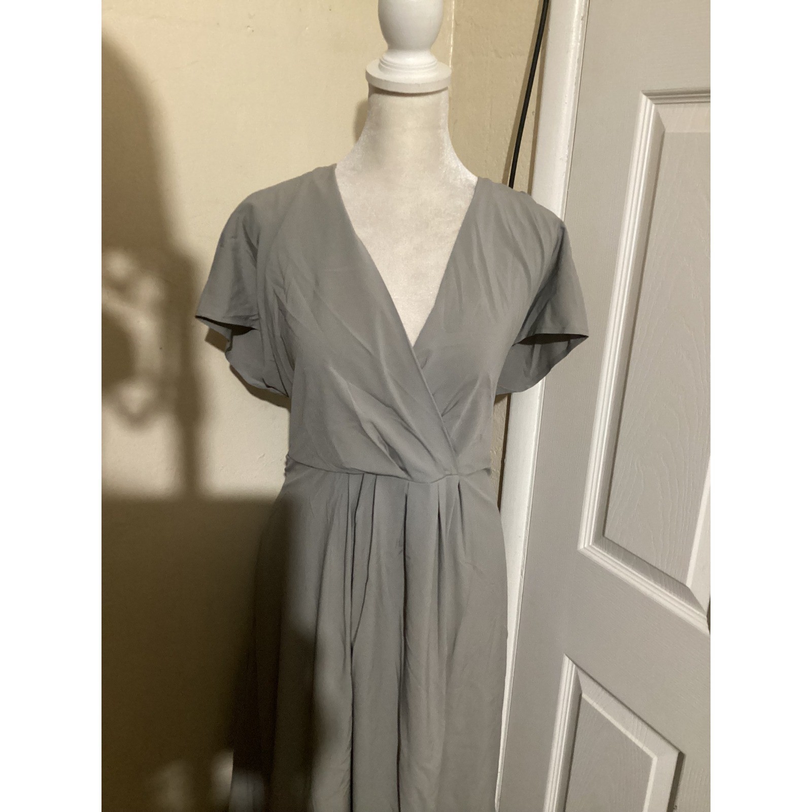 Halara NWOT Grey V-Neck Wrap Maxi Dress with Pockets Flutter Sleeve Tie Back XL