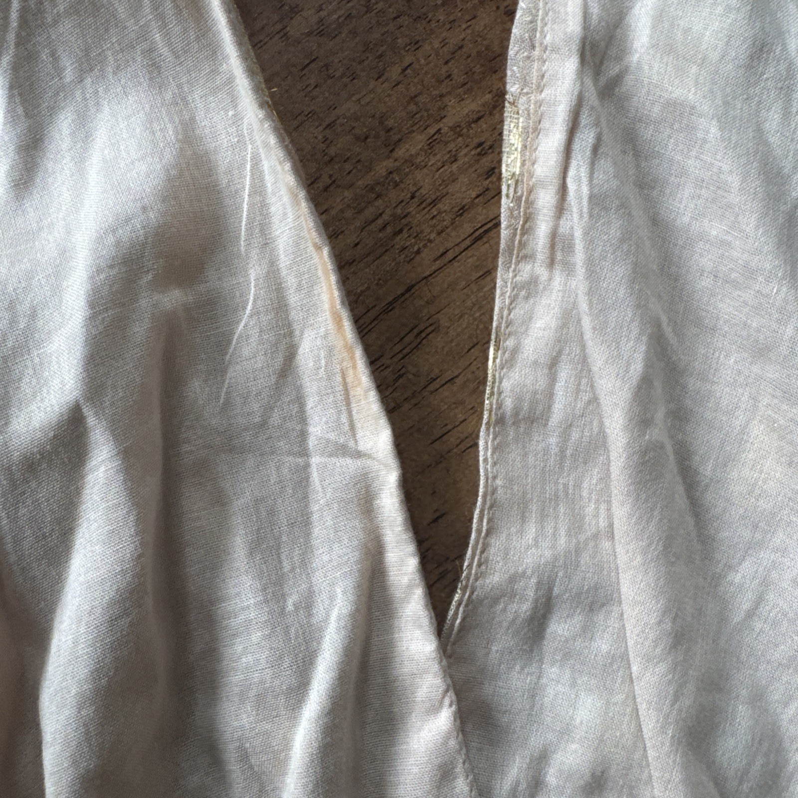 NWOT Surf Gypsy Sleeveless Smocked Halter Neck Cropped Top Beige Women’s Size M