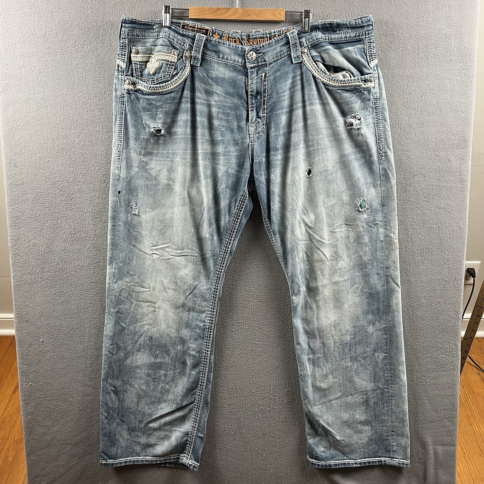 Rock Revival Feeney Jeans Mens 44×34 Light Wash Distressed Denim Relaxed Fit Y2K