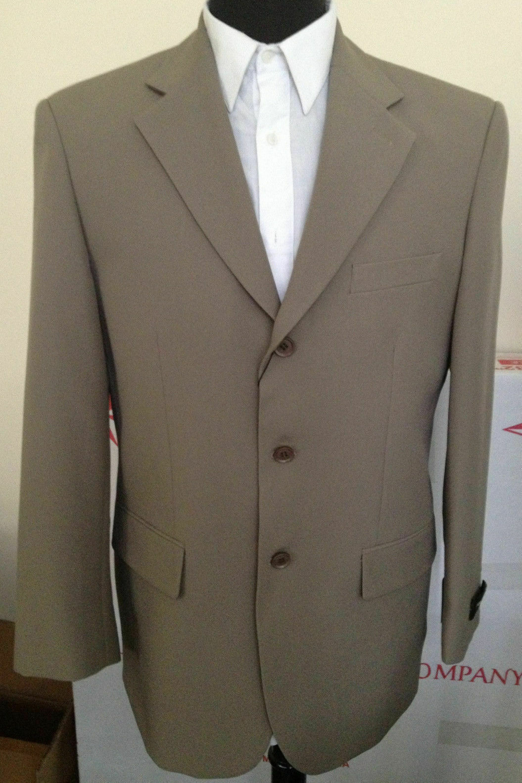 New Men’s Basic Suit Single Breasted 3 Button 14 Unique Colors Size 38R~60L