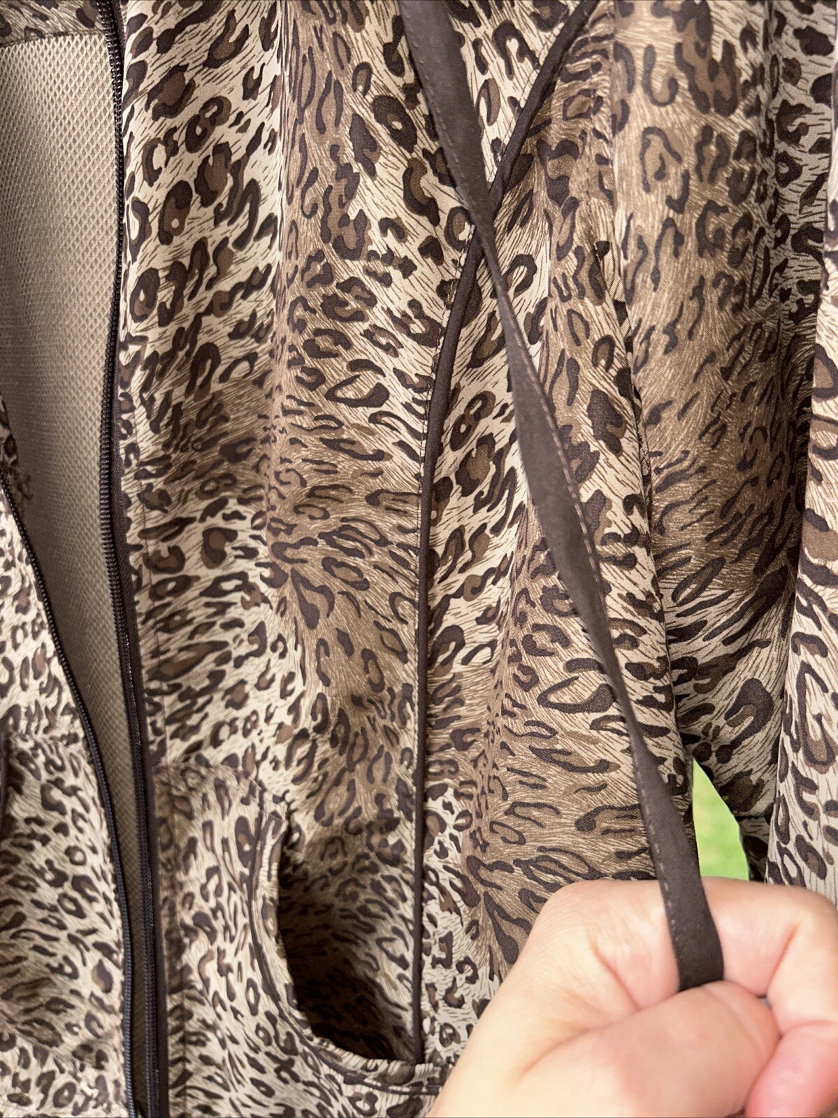Women Active Leopard Jacket Petite Lg Animal Print Front Zip Pocket ac-tiv-ology
