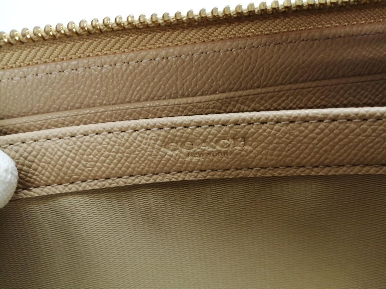 Coach Edge Studded Round Zipper Long Wallet 52769 Used