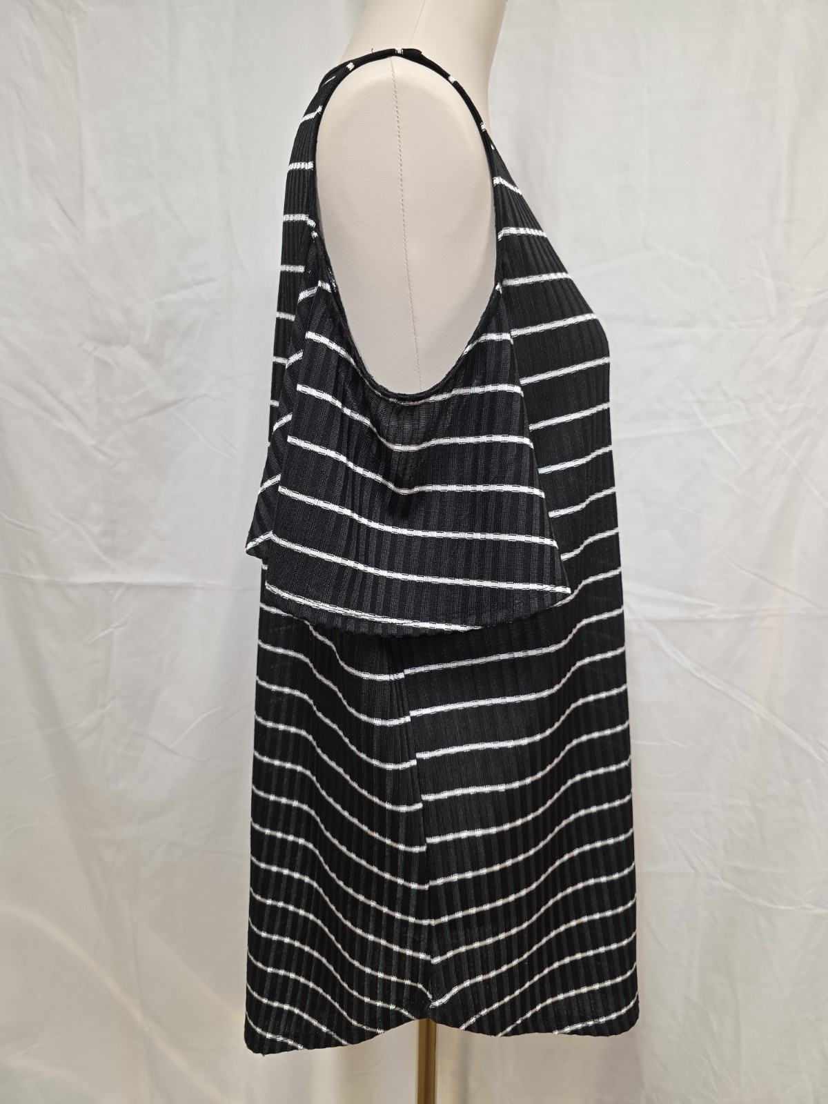 Womens Apt. 9 Black And White Cold Shoulder XL Short Sleeve Blouse