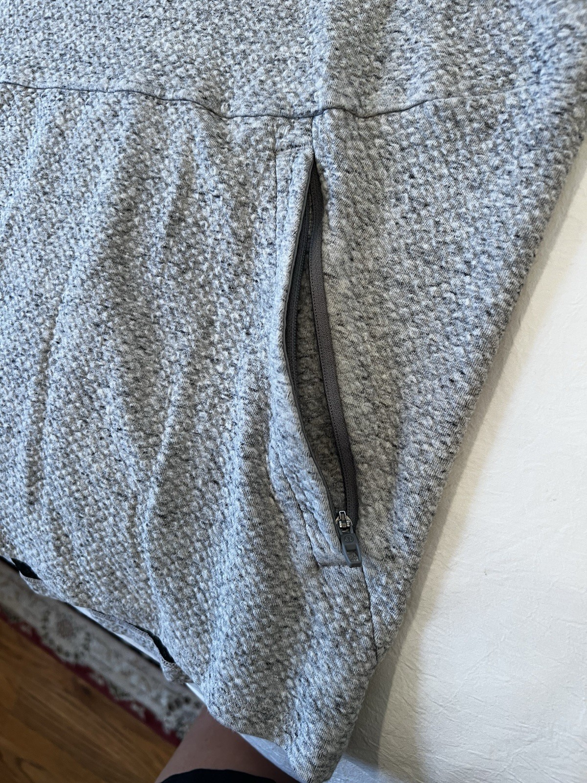 Lululemon at Ease Men’s Hoodie Small Textured Double Knit, Gray