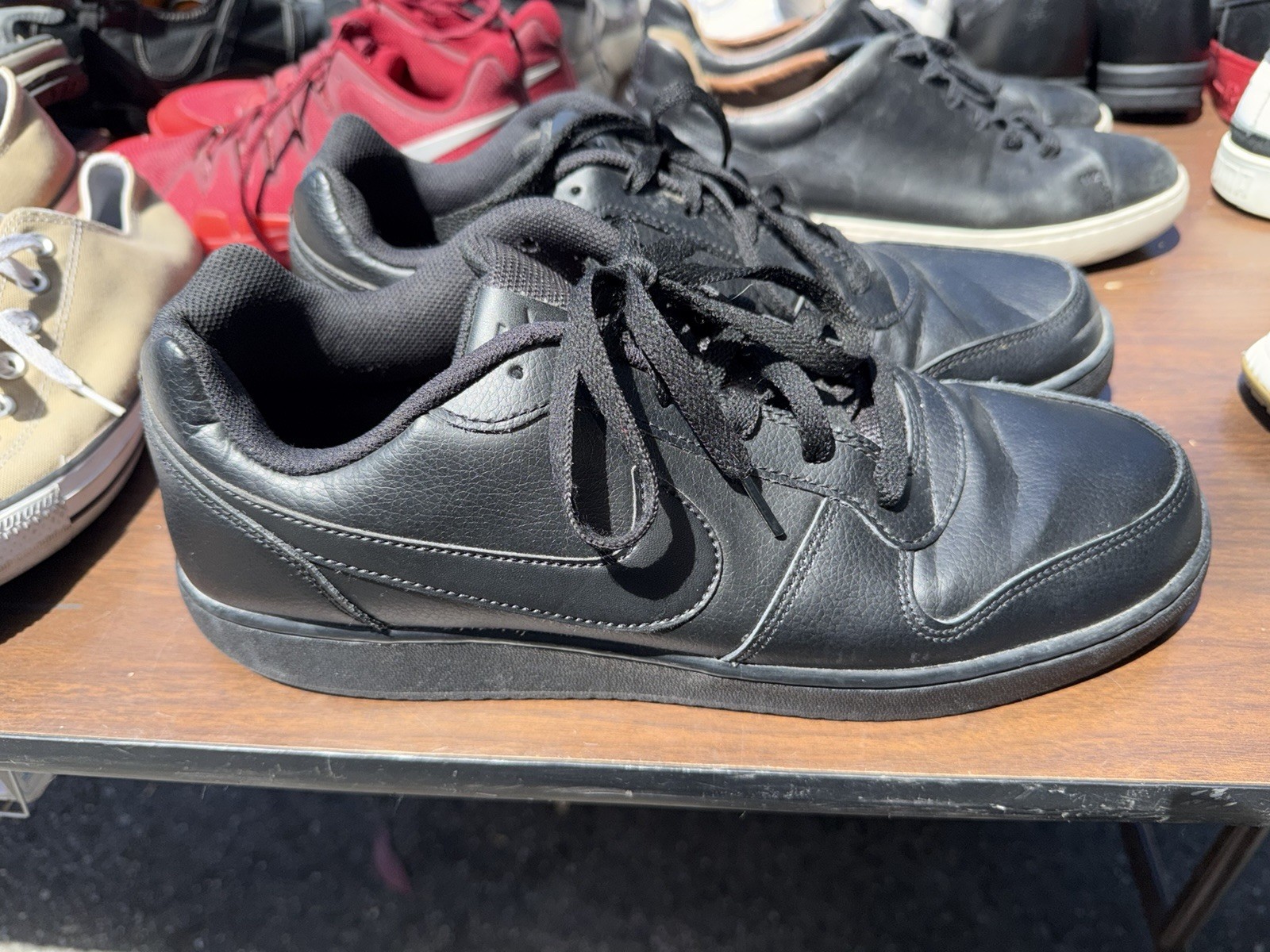Nike Ebernon Low Triple Black Men’s Low Top Lace-Up Leather Sneakers AQ1775-003