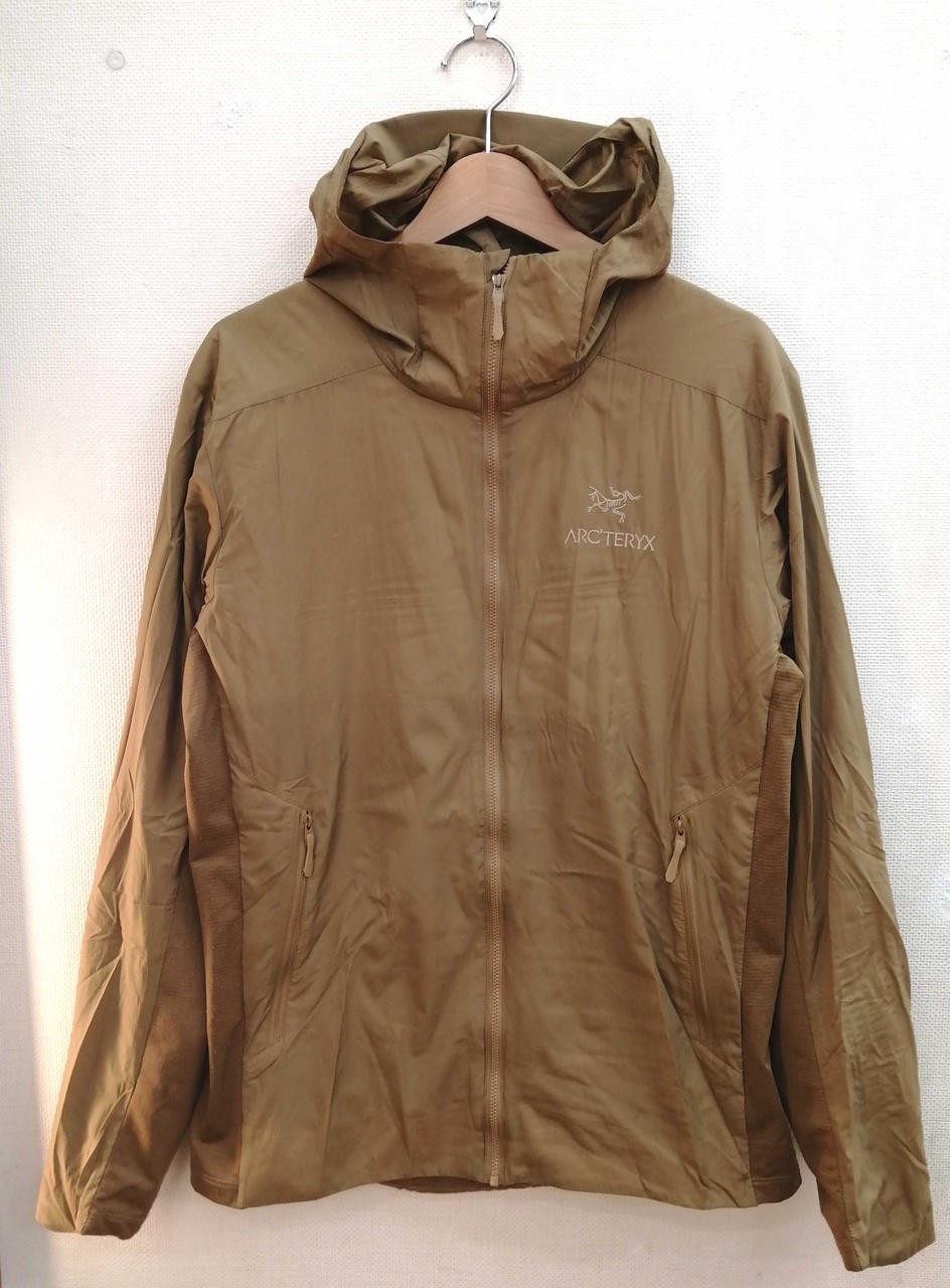 Arc’teryx Atom SL Hoodie Nylon Jacket Men’s M 69cm 42″ Shoulder Used
