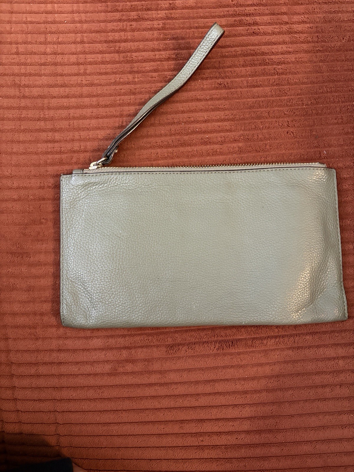 Michael Kors Green Pebbled Wristlet Zip Pouch Gold Hardware w/ Wrist Strap