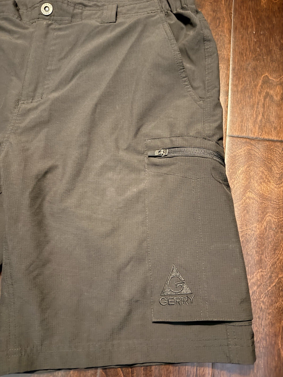 Gerry Men’s Cargo Shorts, Size 36, 6 Pockets, Stretch Adjustable, Black