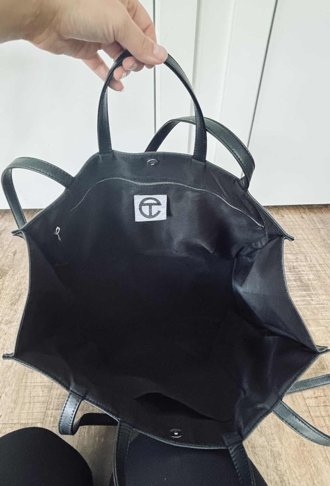 Authentic Telfar Large Shopper in Black