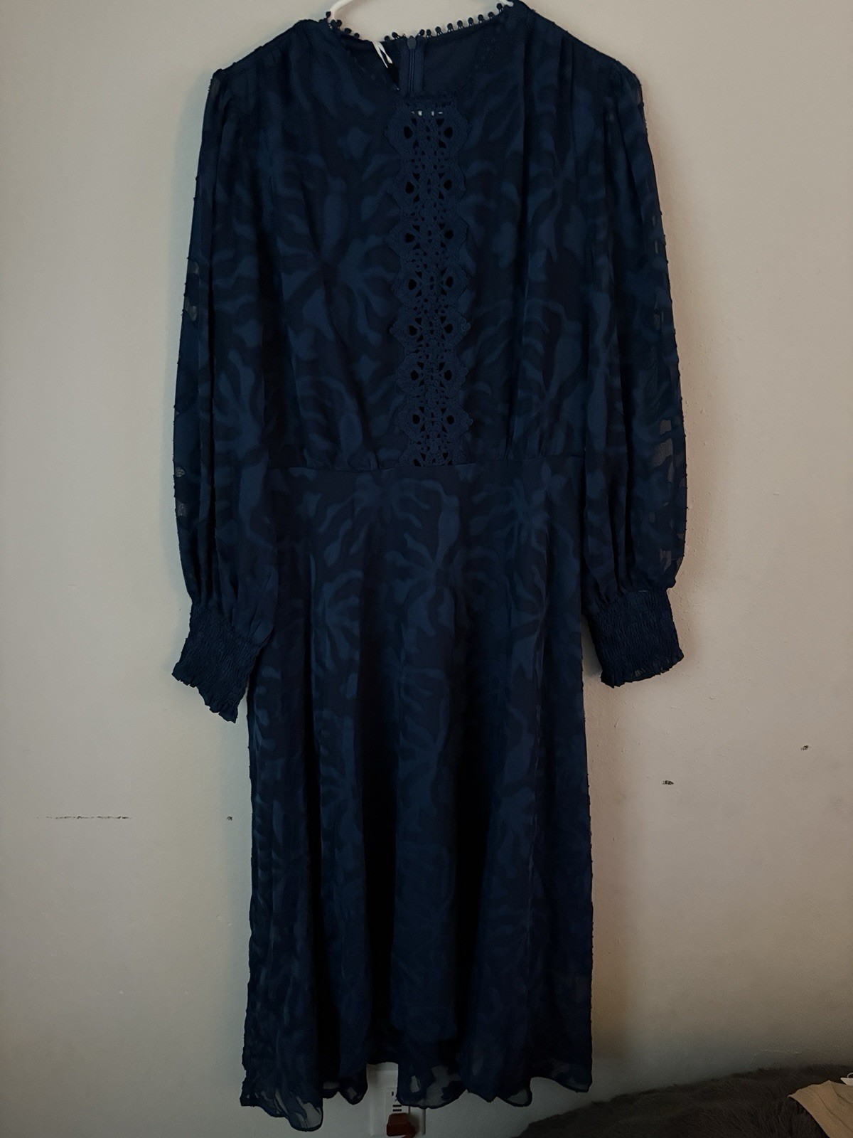 J’s House Women’s Navy Floral Round Neck Long Sleeve Chiffon Midi Dress L