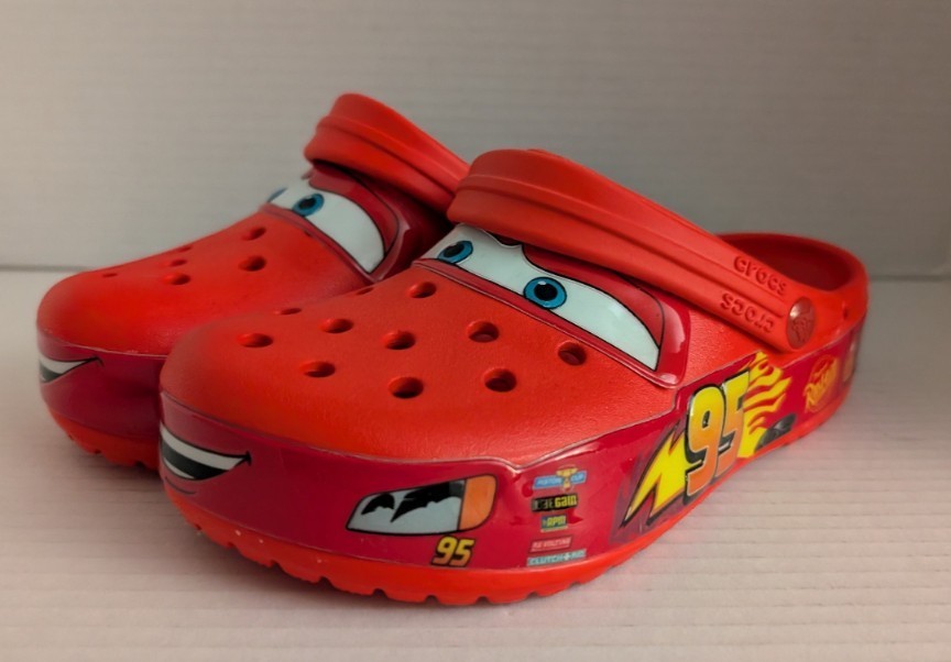 Disney Pixar Cars Crocs Lightning McQueen Red Classic Clogs M4/W6 Non Light Up