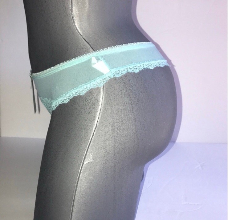 6 Pieces Set women’s Thong V String Panties Underwear. Size Xlarge. NWT