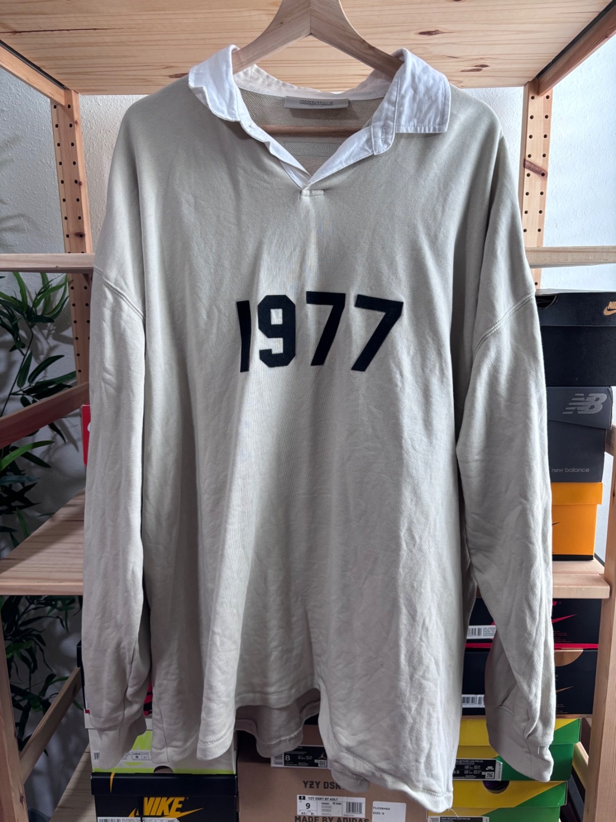Fear of God Essentials 1977 Logo Long Sleeve Polo Shirt Tan/White Collar L