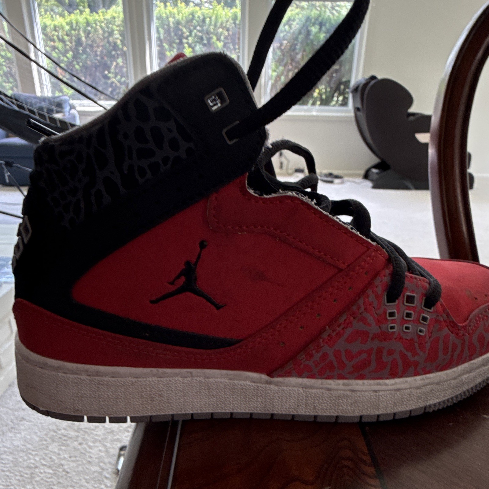 Jordan Air Jordan 1 Mid Top Leather Animal Print Red/Black/Grey 374452-603