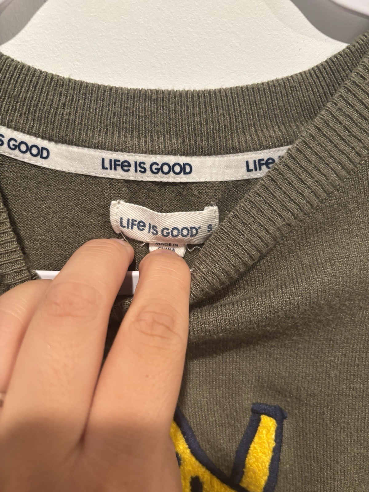 Life is Good Gray Knit Embroidered Dog with Ball Pullover Sweater Womens Size s
