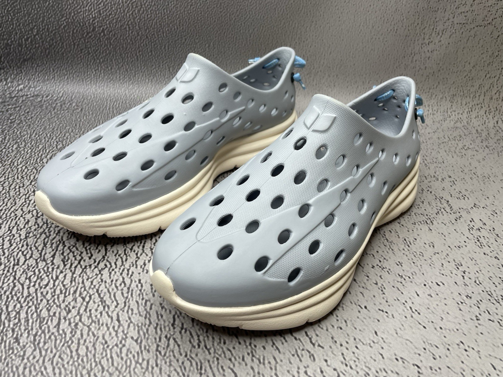 Kane Revive Shoes Stone Cream Gray Vented Rubber Sneakers Size US M 6 W 8