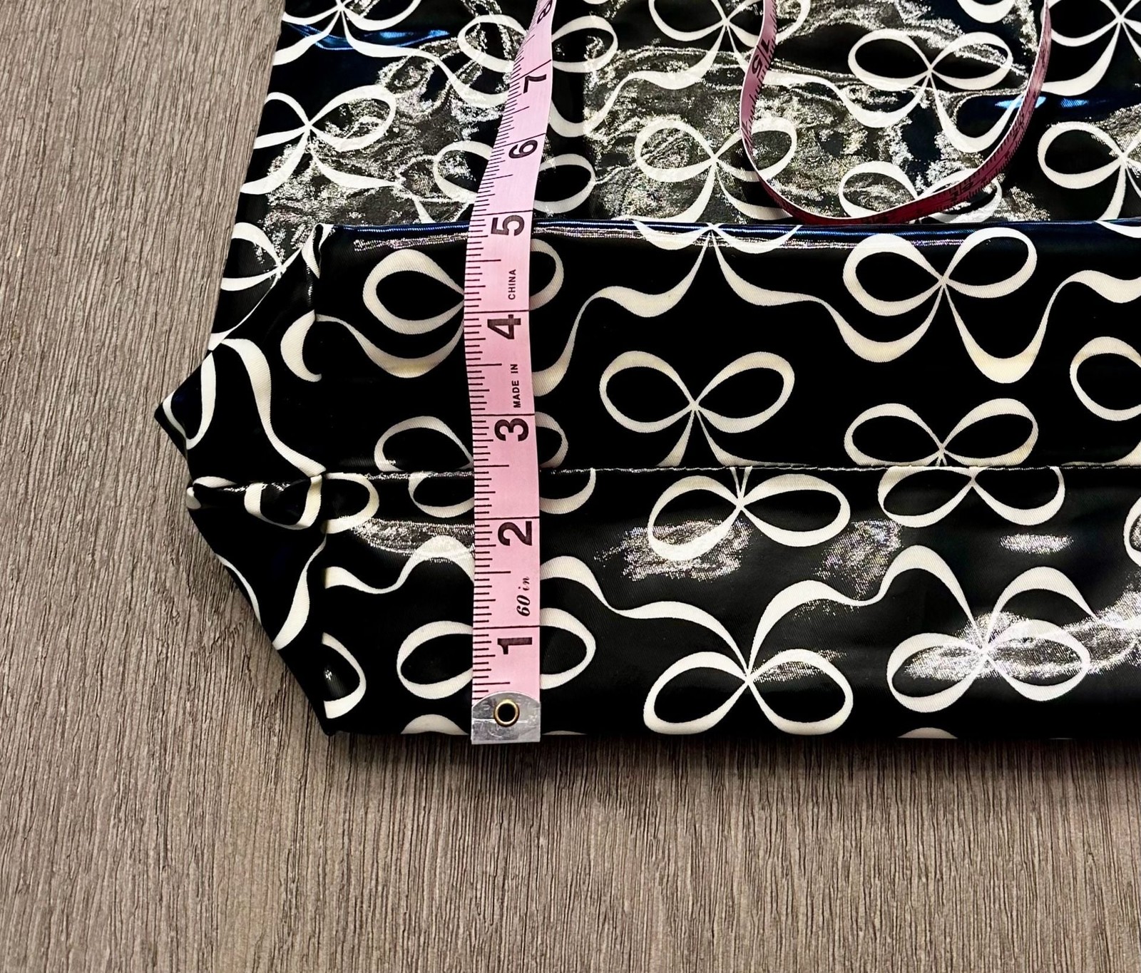 Kate Spade Daycation Bon Shopper Tote Black White Bow Print Coated Canvas