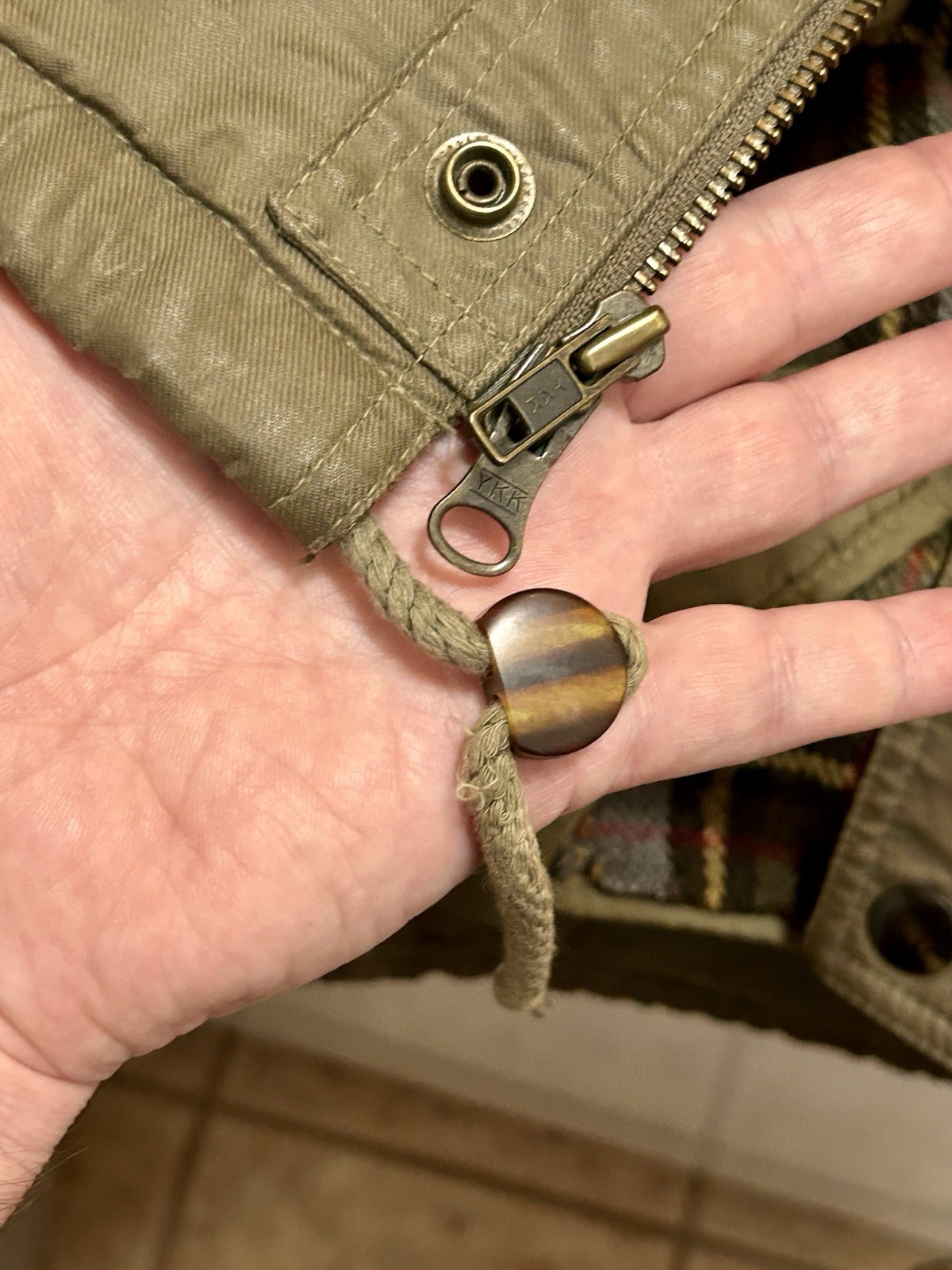 London Fog Men’s XL Brown Waxed Canvas Jacket with Pockets Classic Outdoor Coat