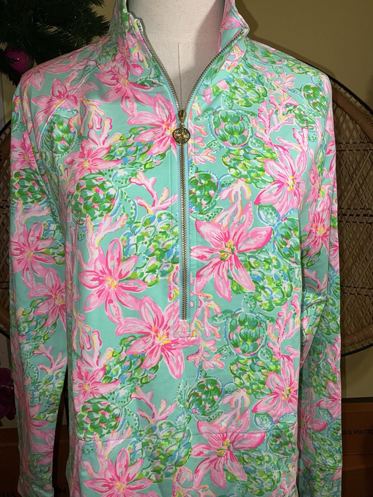 Lilly Pulitzer NWT UPF 50+ Skipper Popover So Shellegant Size L