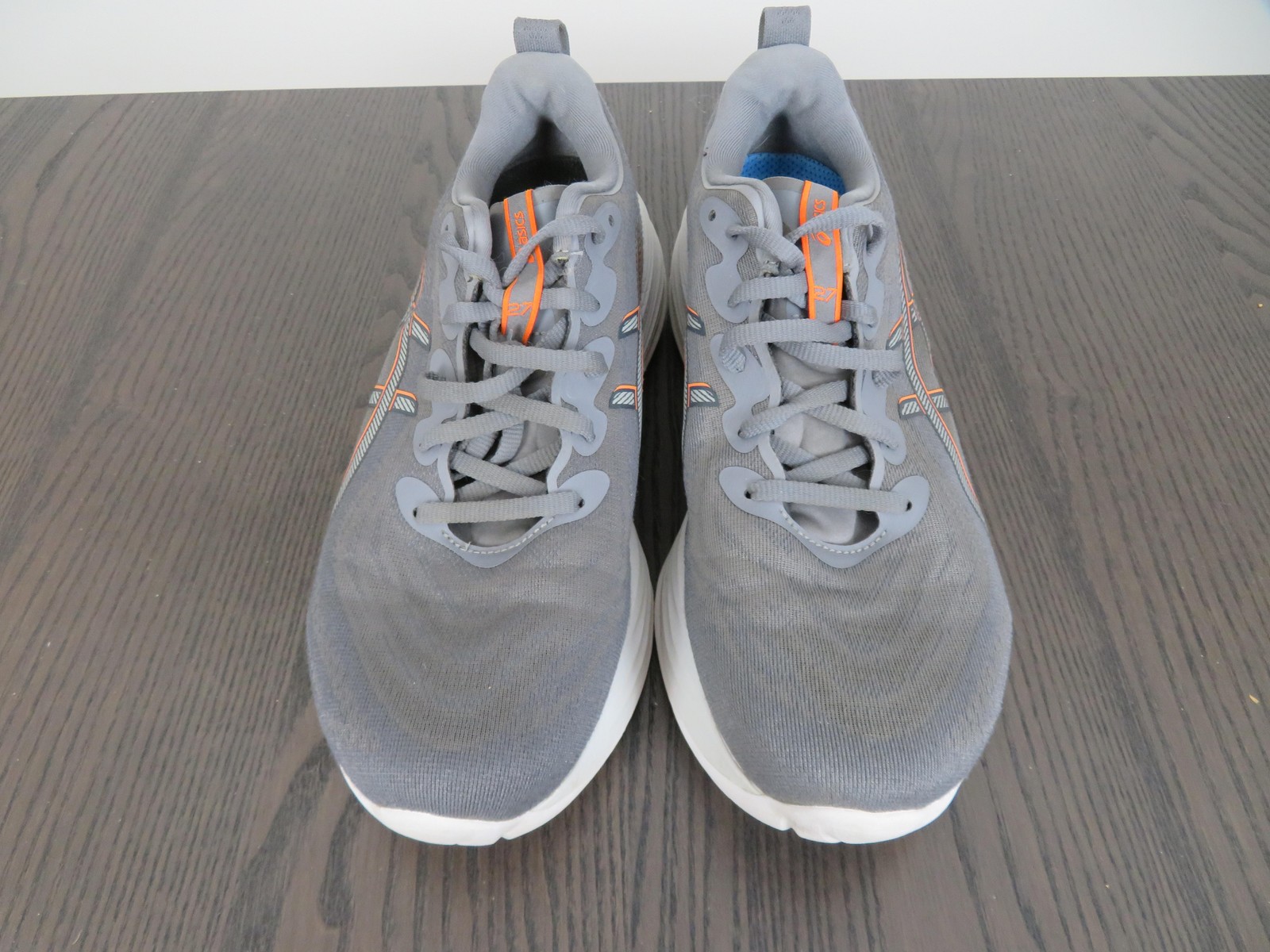 Asics Gel-Cumulus 27 Shoes Mens Size 9.5 Gray Running Sneakers 1011B960 Gym