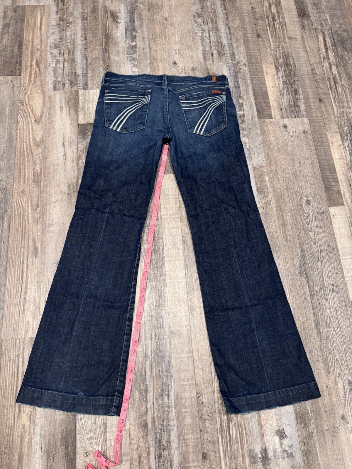 7 For All Mankind Women’s Dojo Dark Wash Stretch white 7s back pocket 32×33.5