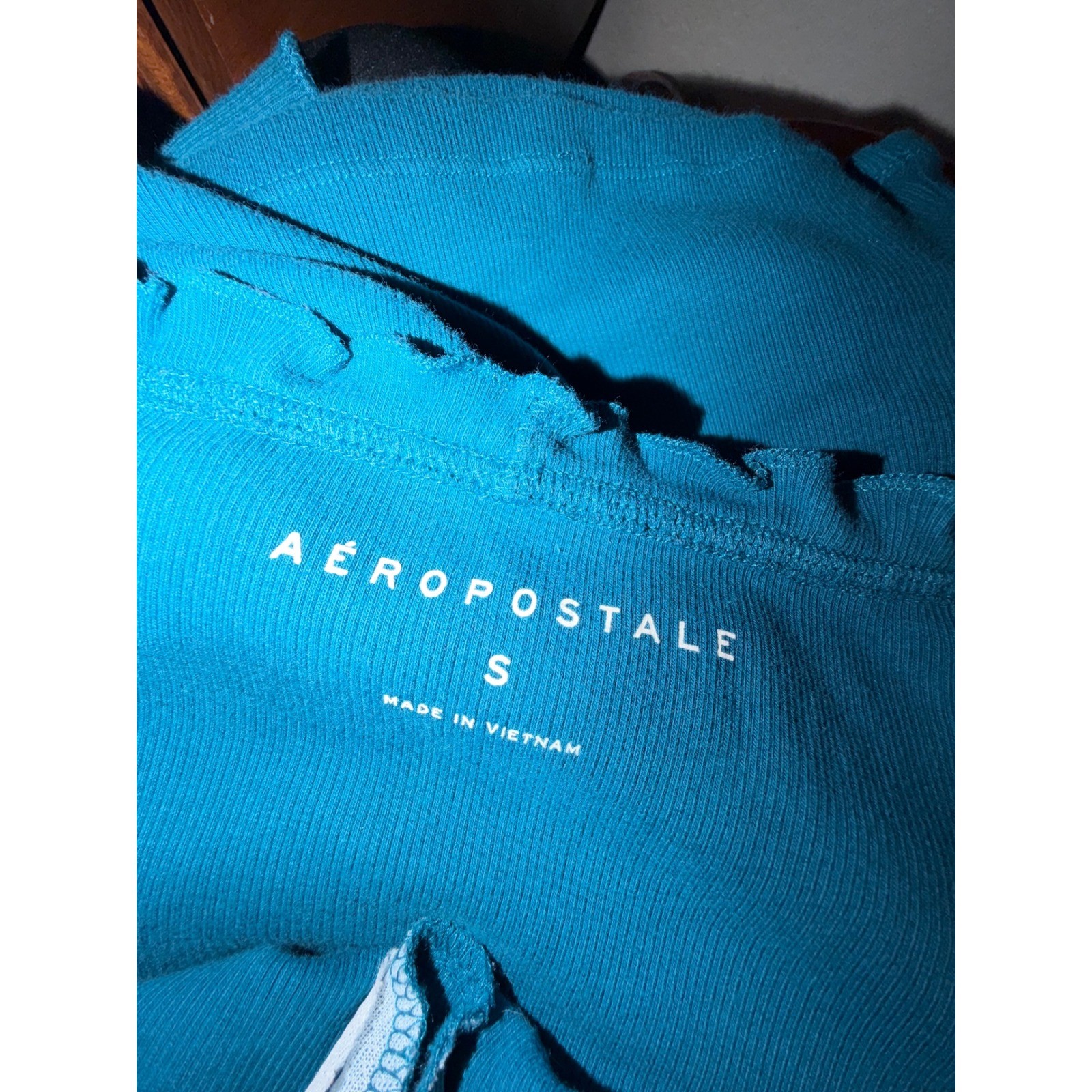 Aeropostale Teal Blue Ribbed Off Shoulder Ruffle V-Notch Long Sleeve Top Small